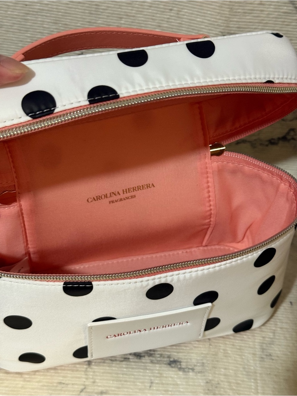 Carolina Herrera Beauty White Polka Dot Cosmetic Case with Pink Top Handle - Picture 12 of 16